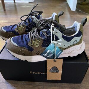 Flower Mountain Yamano Kaiso Sneakers in Navy/Sage sz 37